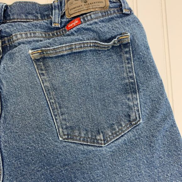 Wrangler Dad Jean Shorts Jorts Sz 34 - Picture 3 of 5